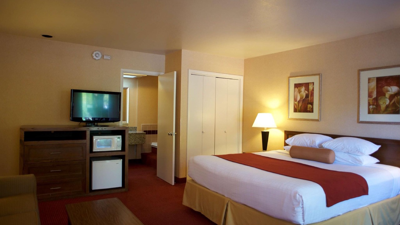 Photo of Bedroom in Grants Pass