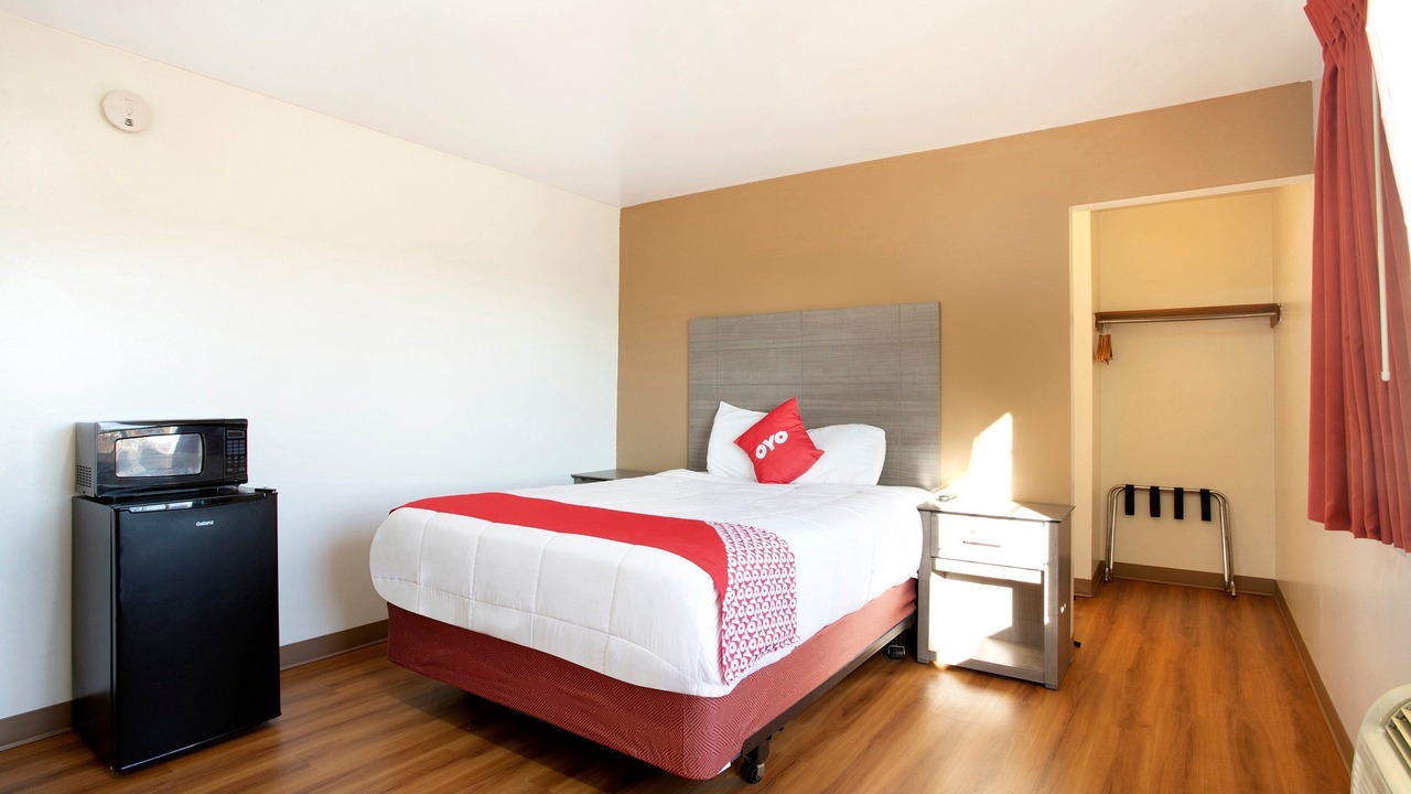 Photo of Bedroom in Carrolls