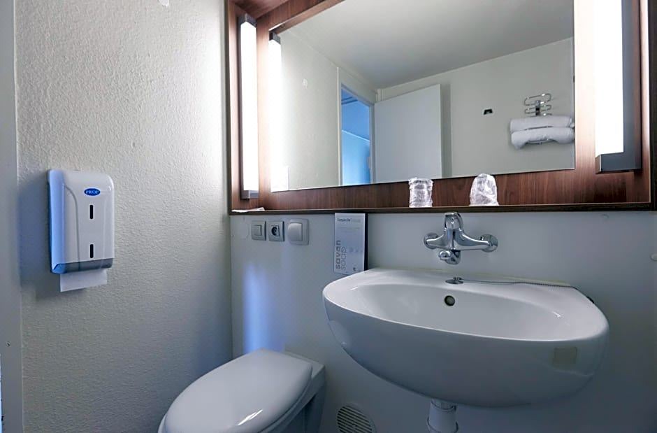 Photo of Bathroom in Plaisir