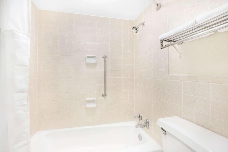 Photo of Bathroom in Perry