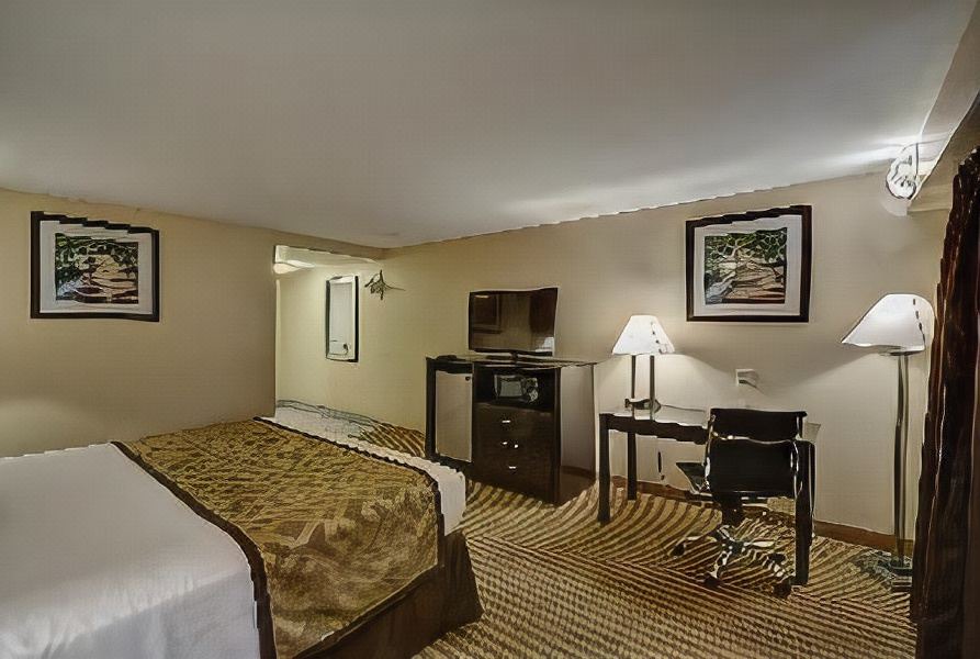 Photo of Others in Putney