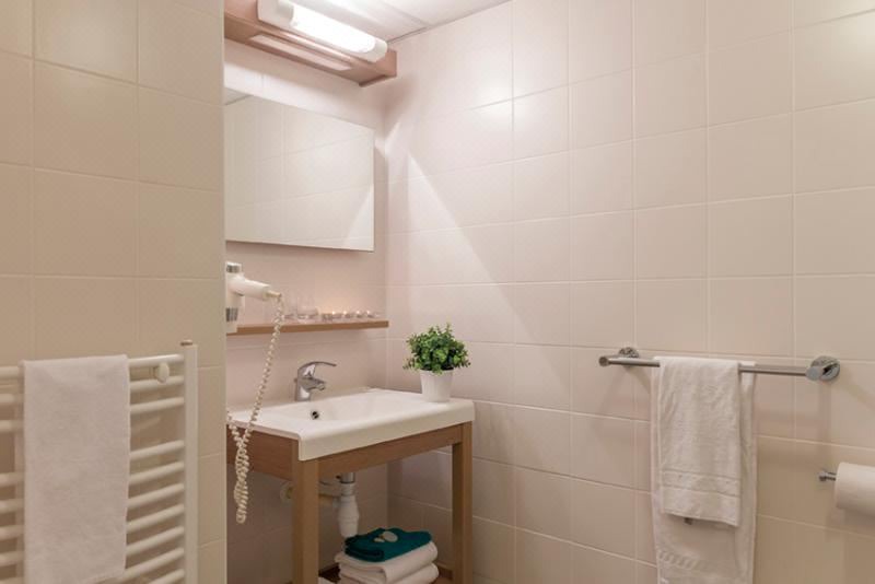 Photo of Bathroom in Saint-Serge