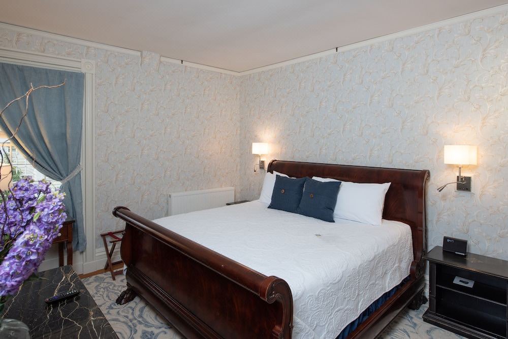 Photo of Bedroom in Vergennes