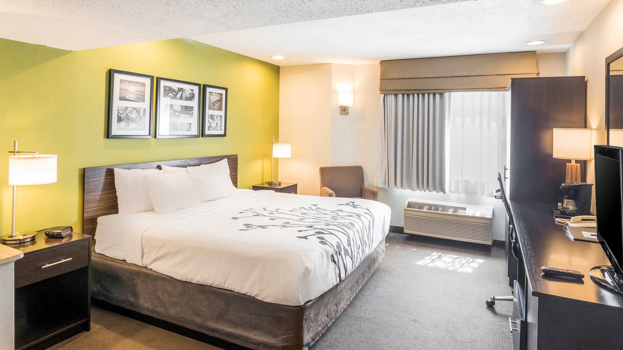 Photo of Bedroom in Niantic