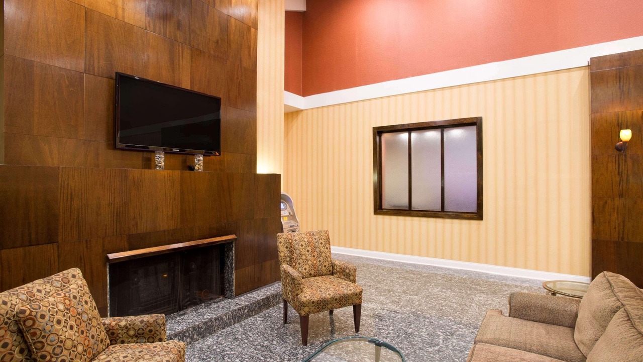 Photo of Livingroom in Fullerton