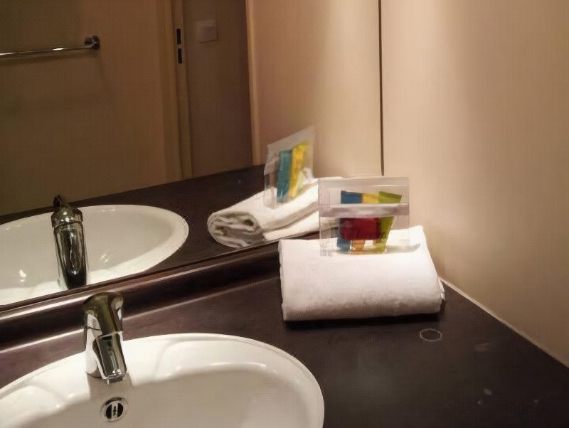 Photo of Bathroom in Chatou