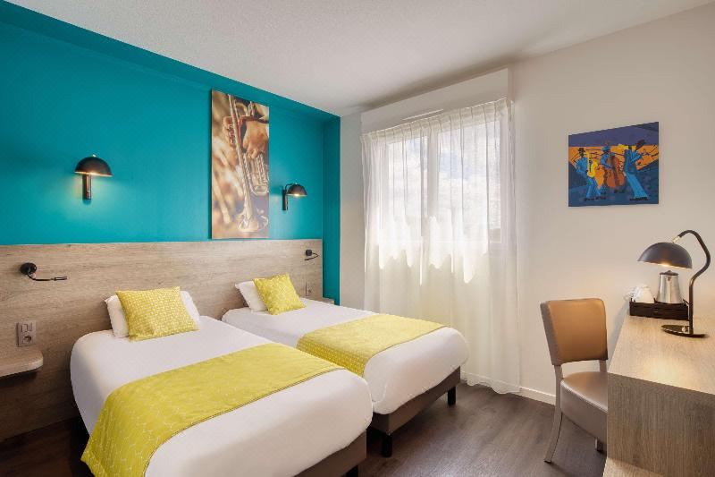 Photo of Bedroom in Saint-Herblain