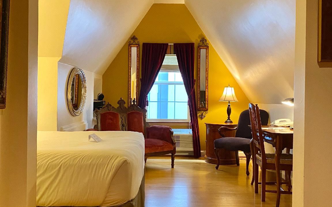 Photo of Livingroom in Eugene