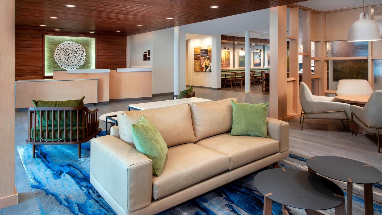 Photo of Livingroom in Hampden South