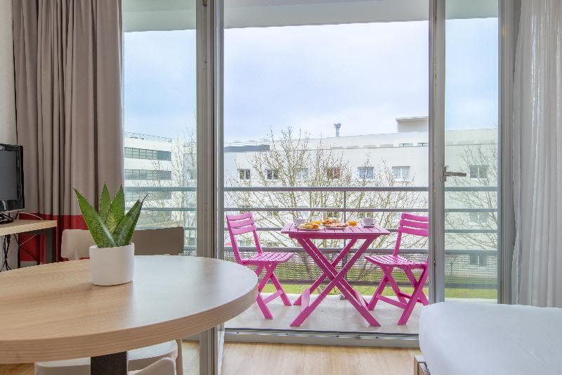 Photo of Others in Miroir - Batignolles