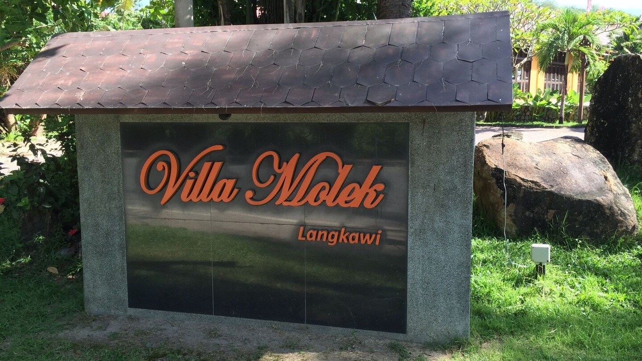 Photo of Buildings in Pantai Tengah