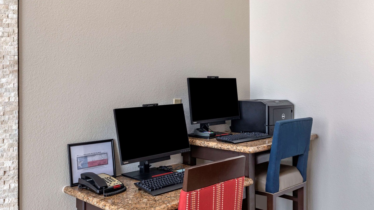 Photo of Livingroom in Granbury