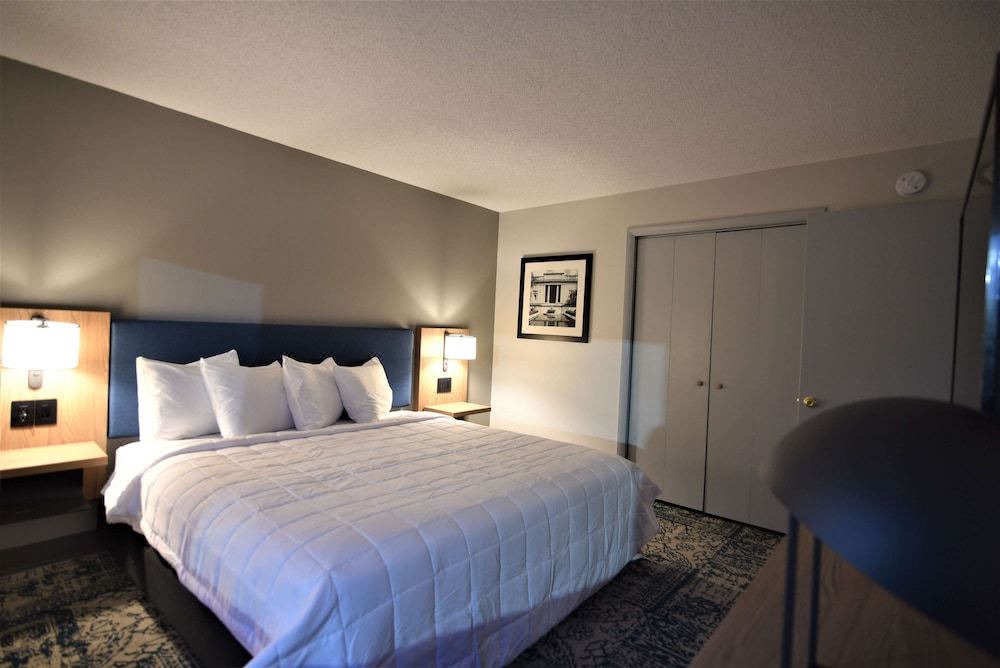 Photo of Bedroom in Pine Grove