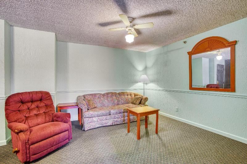 Photo of Livingroom in South Tulsa