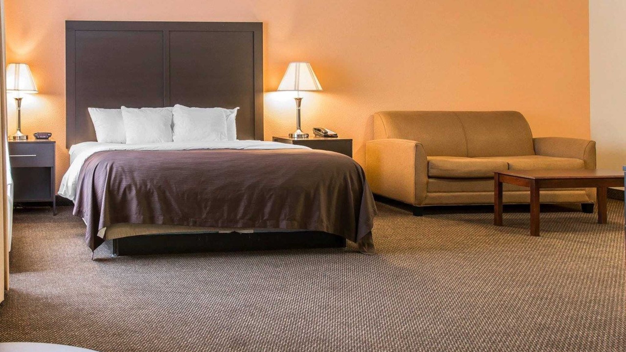 Photo of Bedroom in Niles