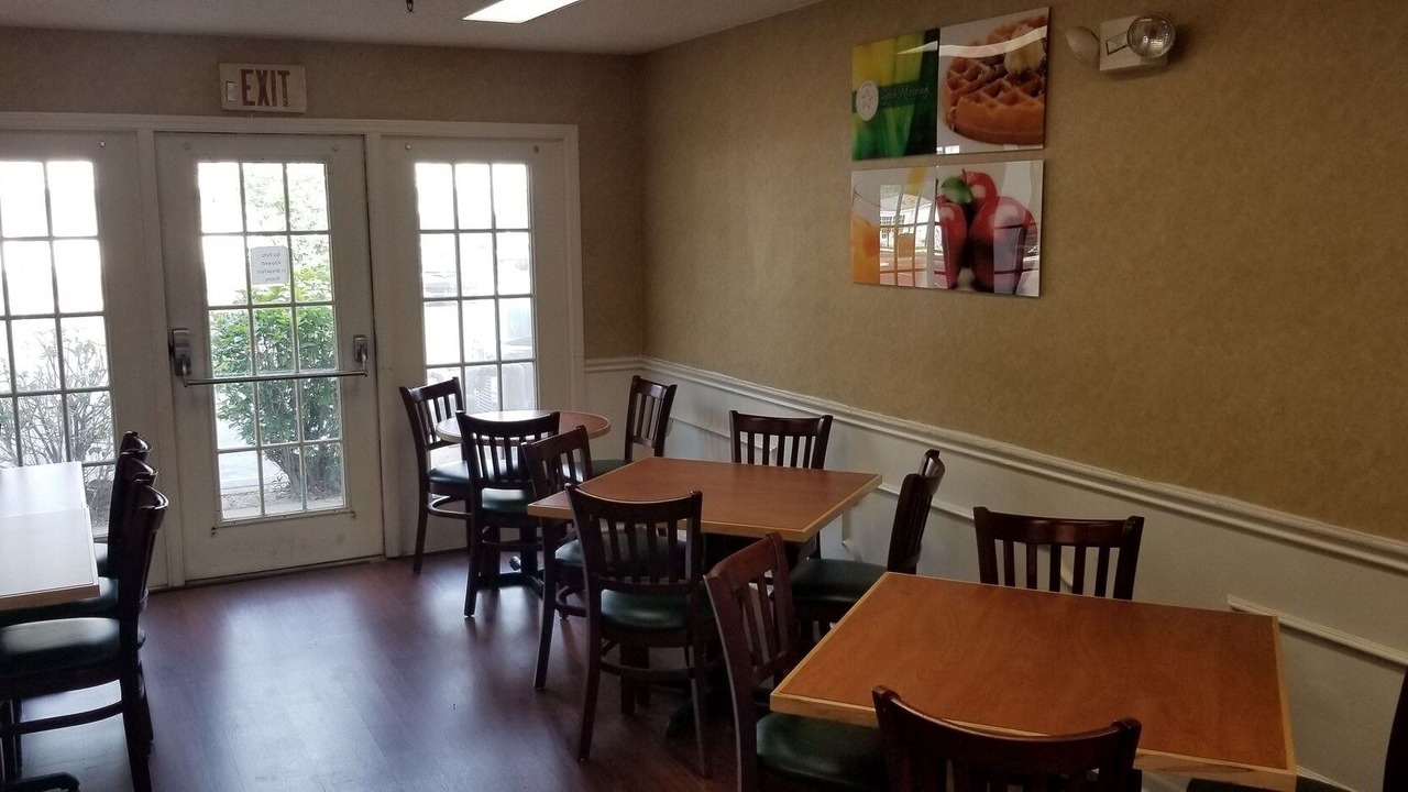 Photo of Livingroom in Bainbridge