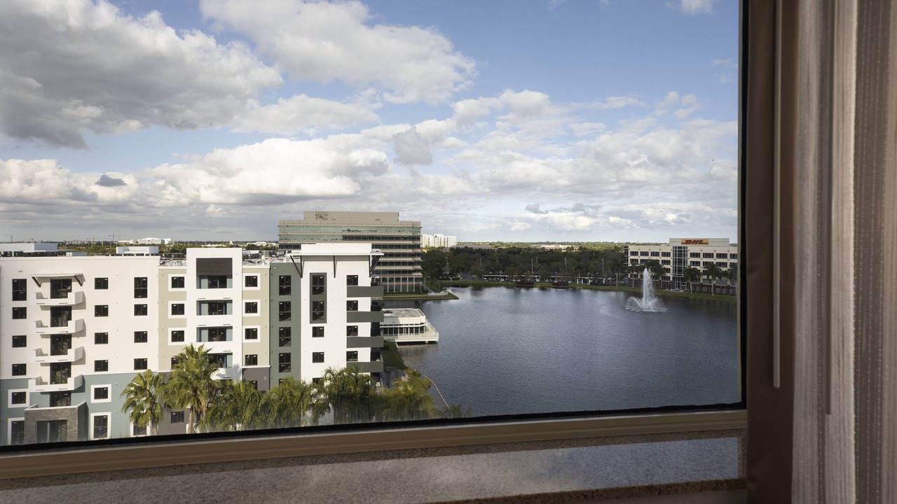 Photo of Buildings in Plantation