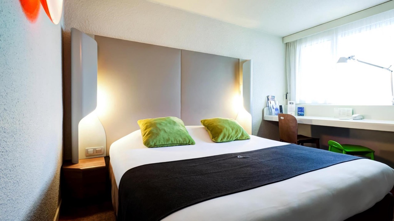 Photo of Bedroom in Corbeil-Essonnes