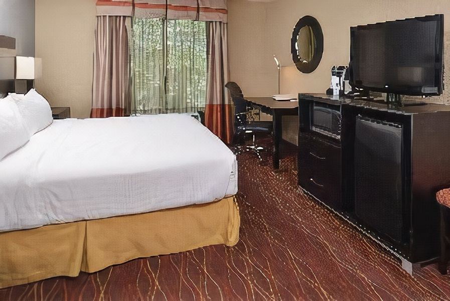 Photo of Bedroom in Sunset Valley