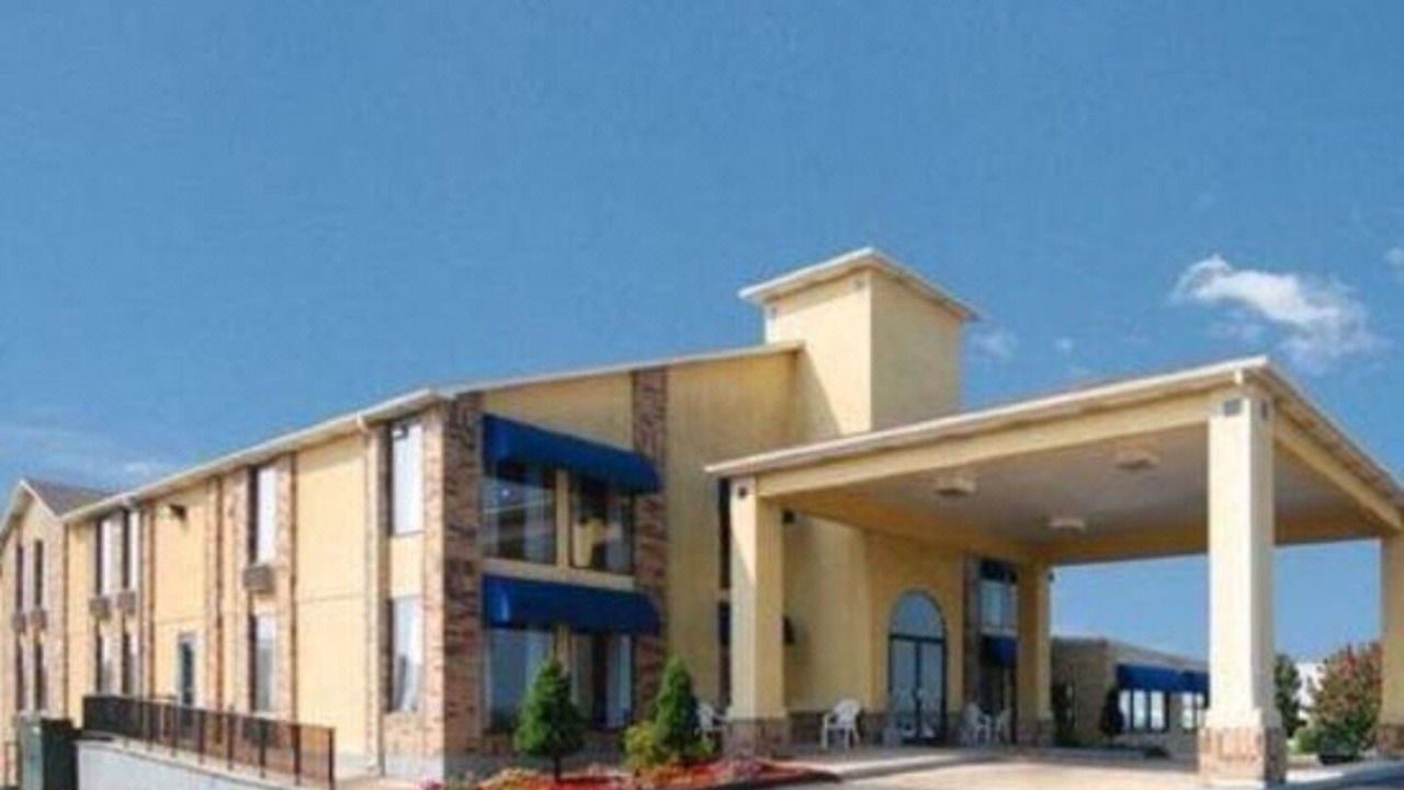 Photo of Buildings in Rolla