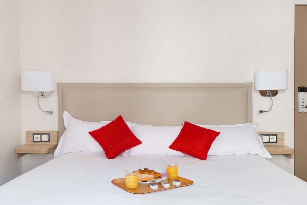 Photo of Bedroom in Quartier de la Plaine-de-Monceaux