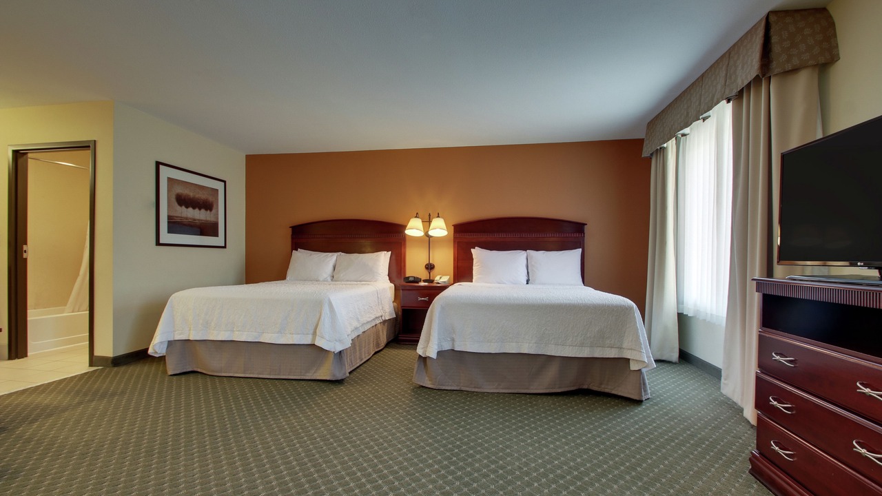 Photo of Bedroom in Ken Caryl