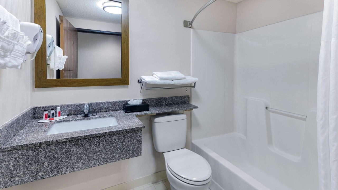 Photo of Bathroom in Jesup