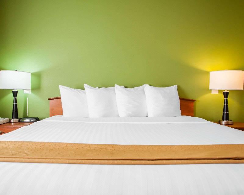 Photo of Bedroom in Bolingbrook