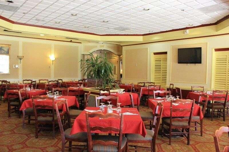 Photo of Livingroom in Gainesville
