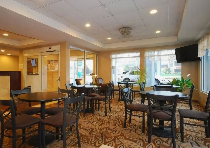 Photo of Livingroom in Danbury