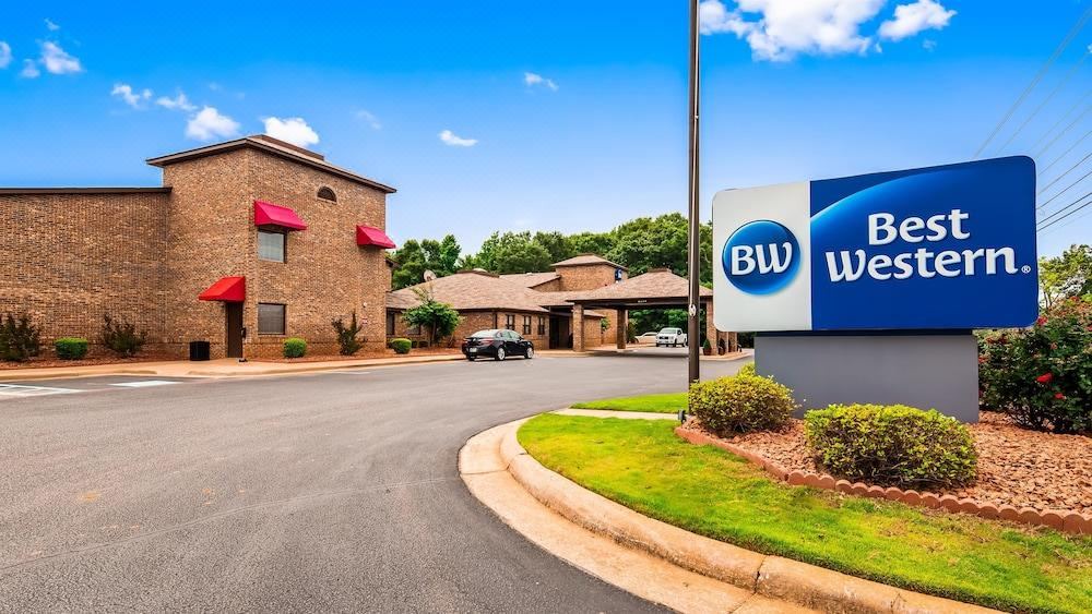 Photo of Buildings in Opelika