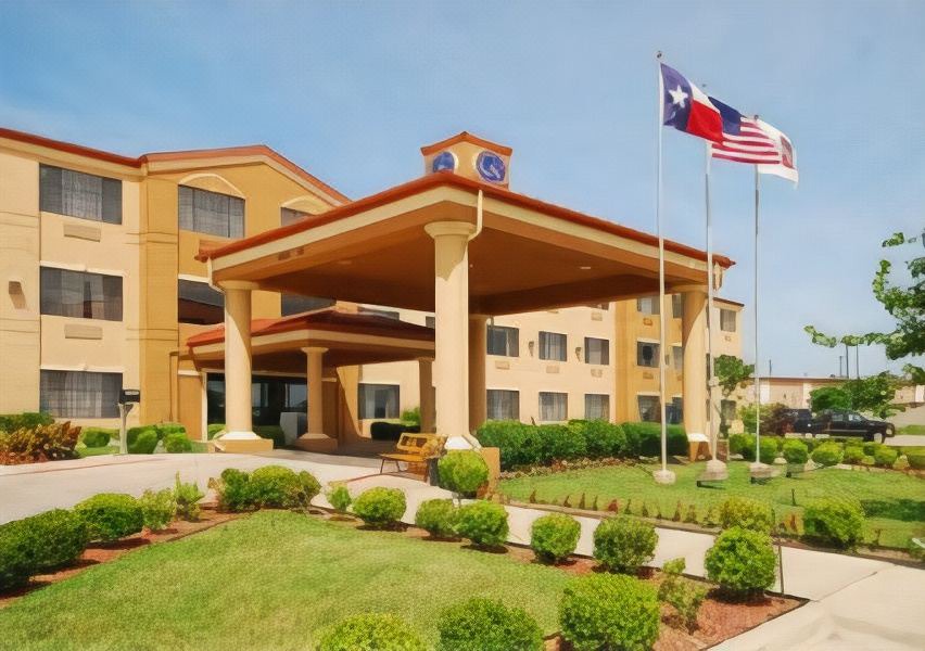 Photo of Buildings in Rowlett
