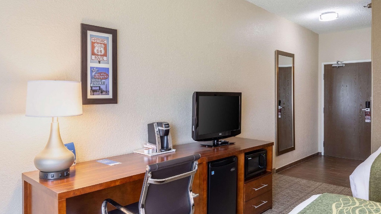 Photo of Livingroom in South Tulsa
