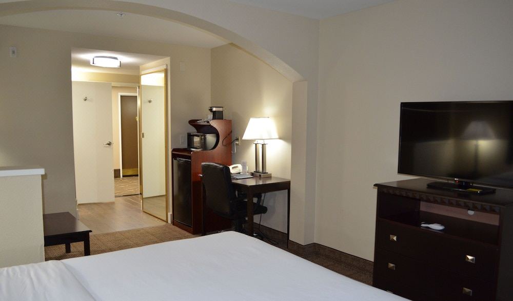 Photo of Bedroom in Tulare