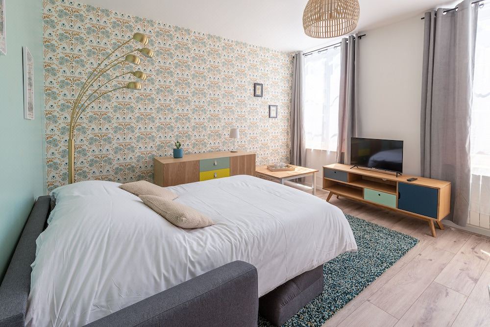 Photo of Bedroom in Saint-Quentin