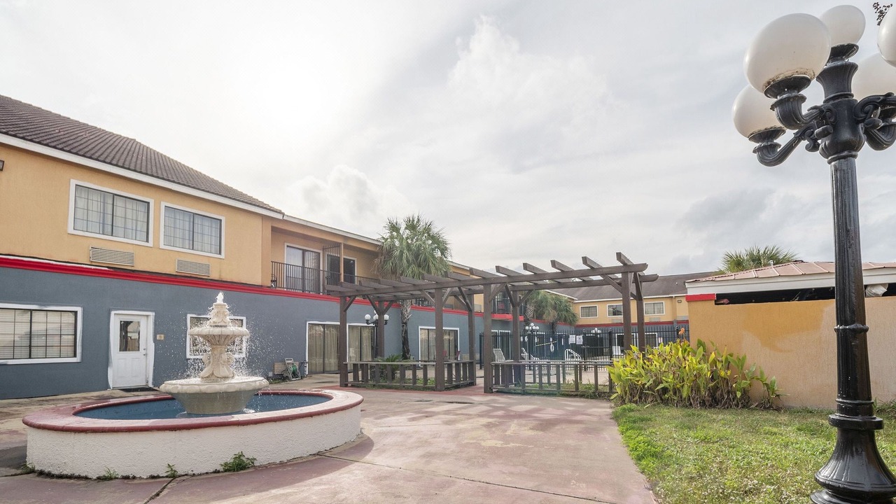 Photo of Buildings in Greater Greenspoint
