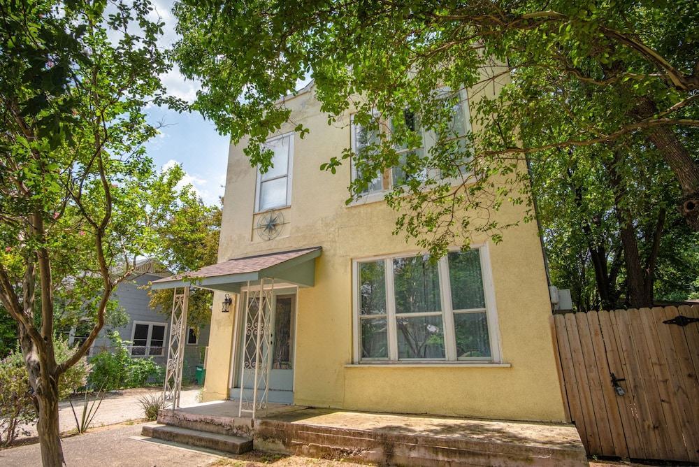 Photo of Buildings in Southtown