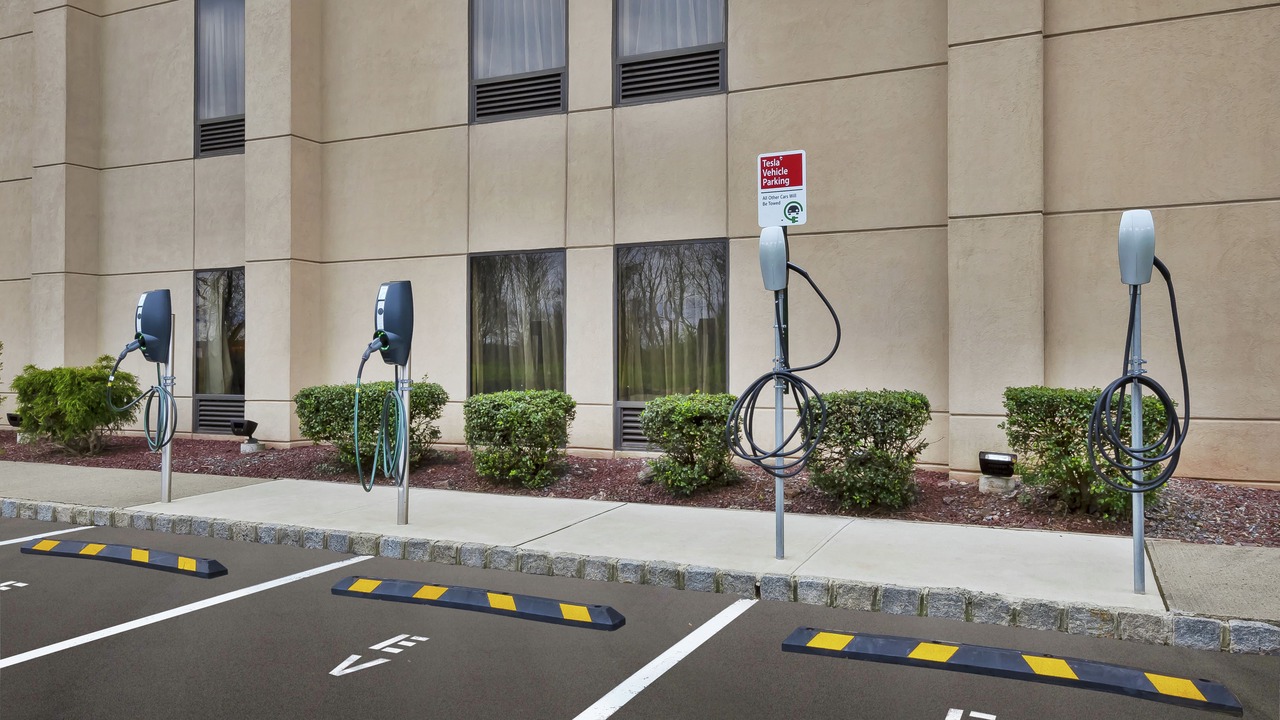 Photo of Others in Clinton