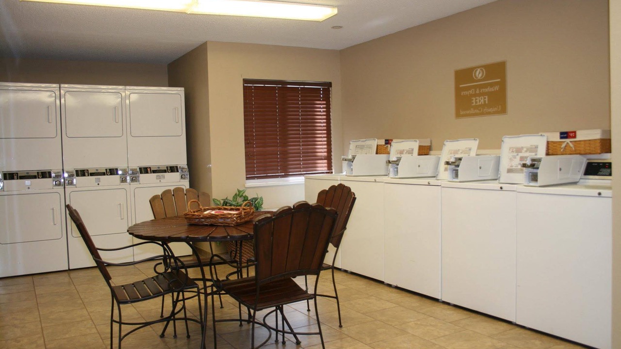 Photo of Livingroom in Fossil Creek