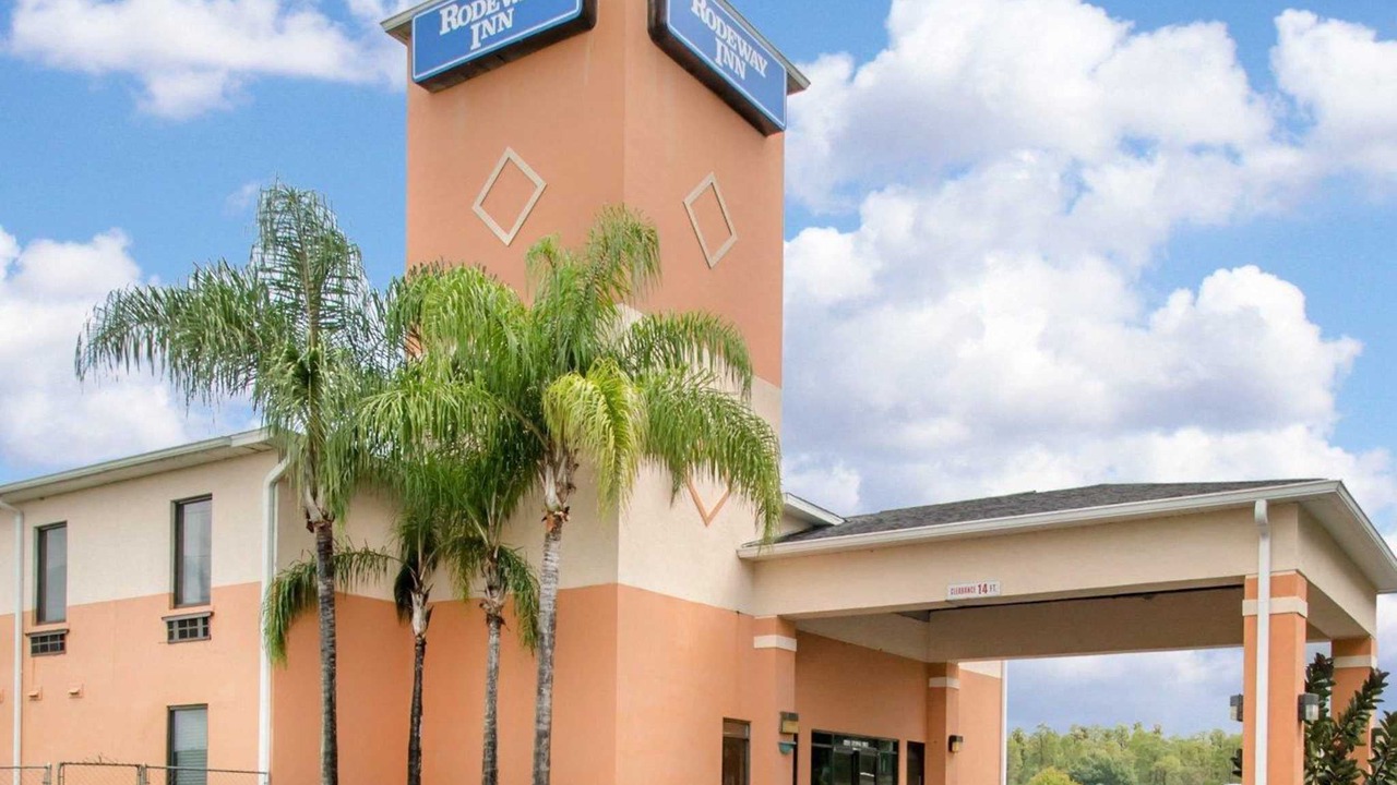 Photo of Buildings in Wesley Chapel