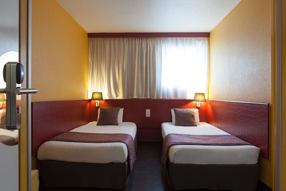 Photo of Bedroom in Vezin-le-Coquet