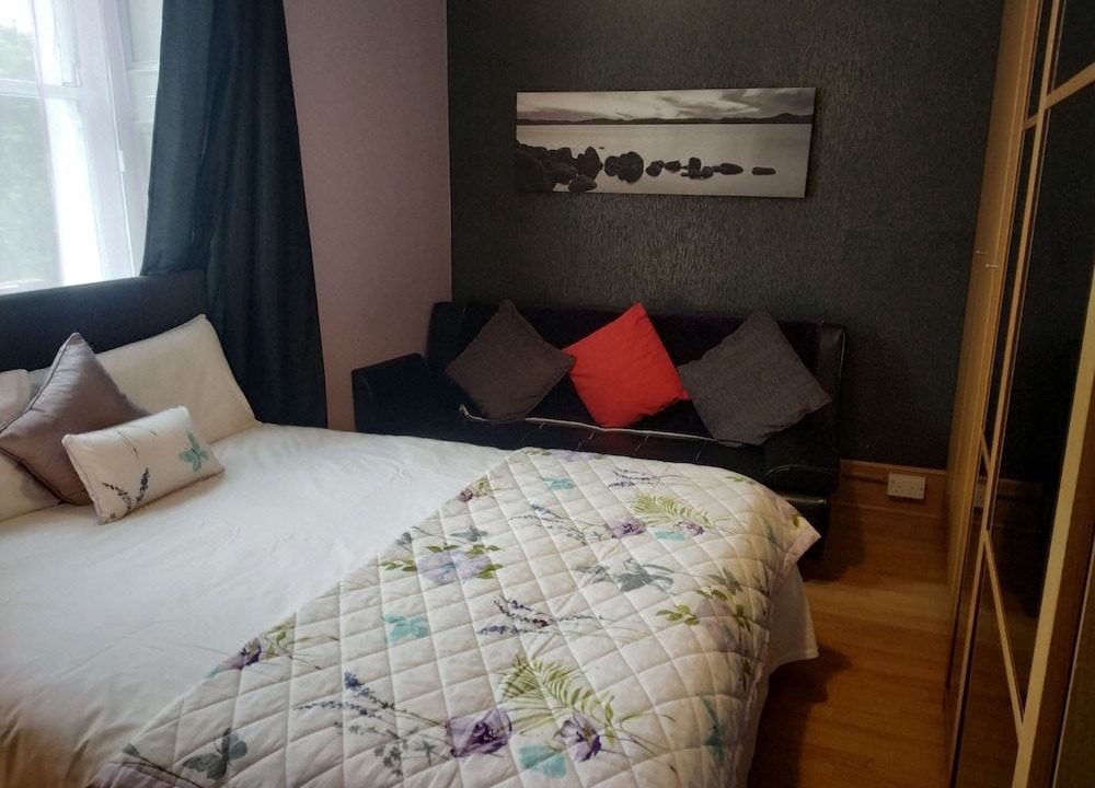 Photo of Bedroom in Busby