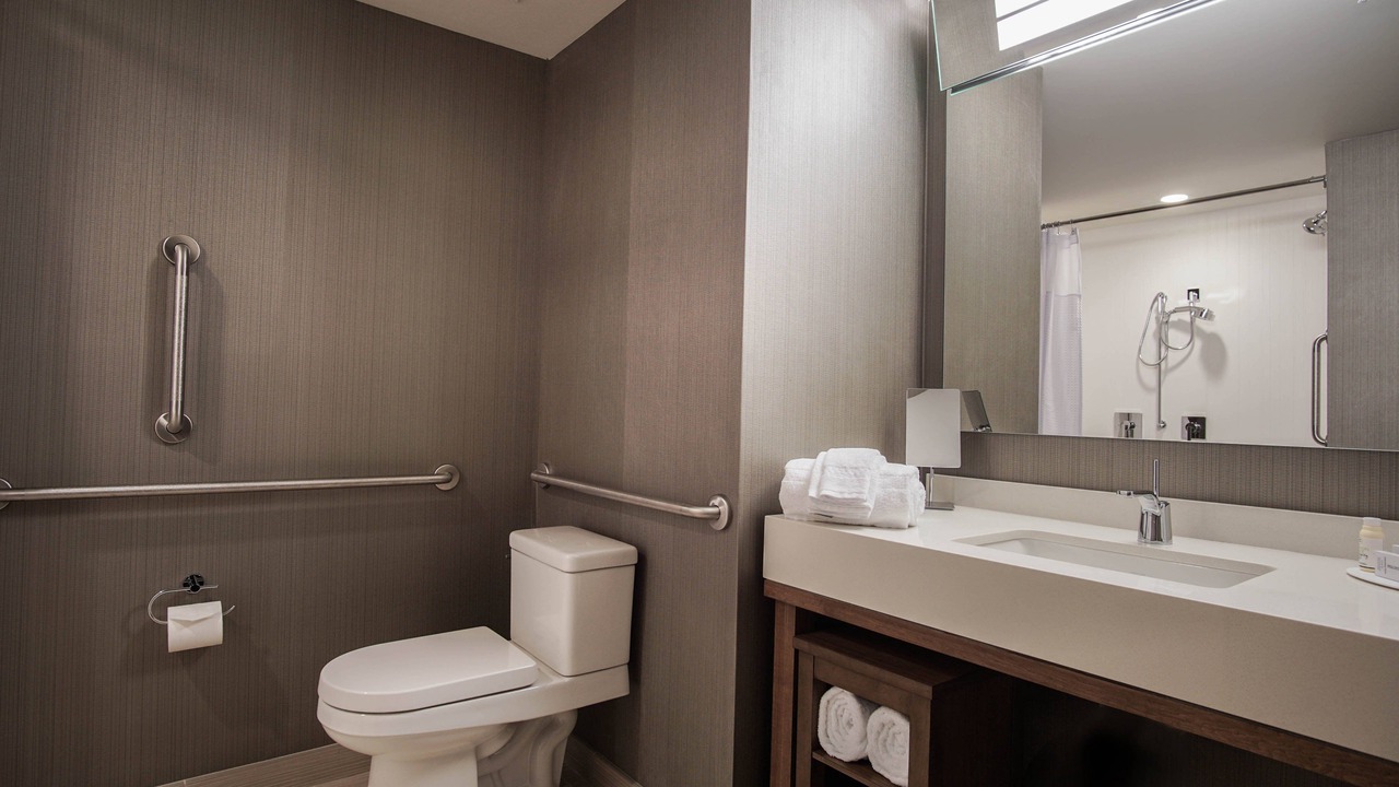 Photo of Bathroom in Lenox