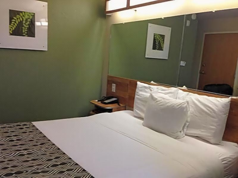 Photo of Bedroom in Saraland