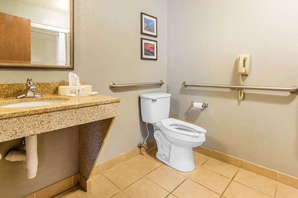 Photo of Bathroom in Fairview Heights