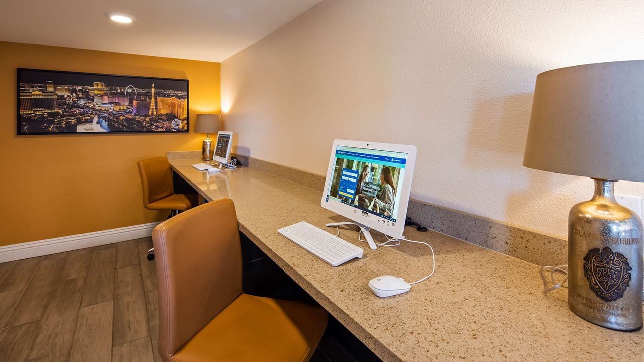 Photo of Livingroom in Boulder City