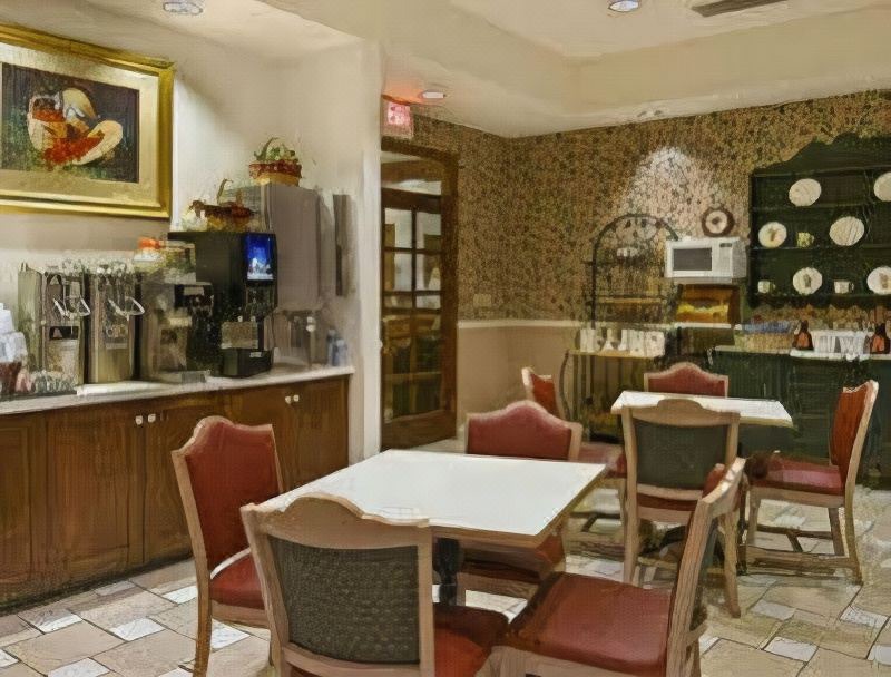 Photo of Livingroom in Iowa City