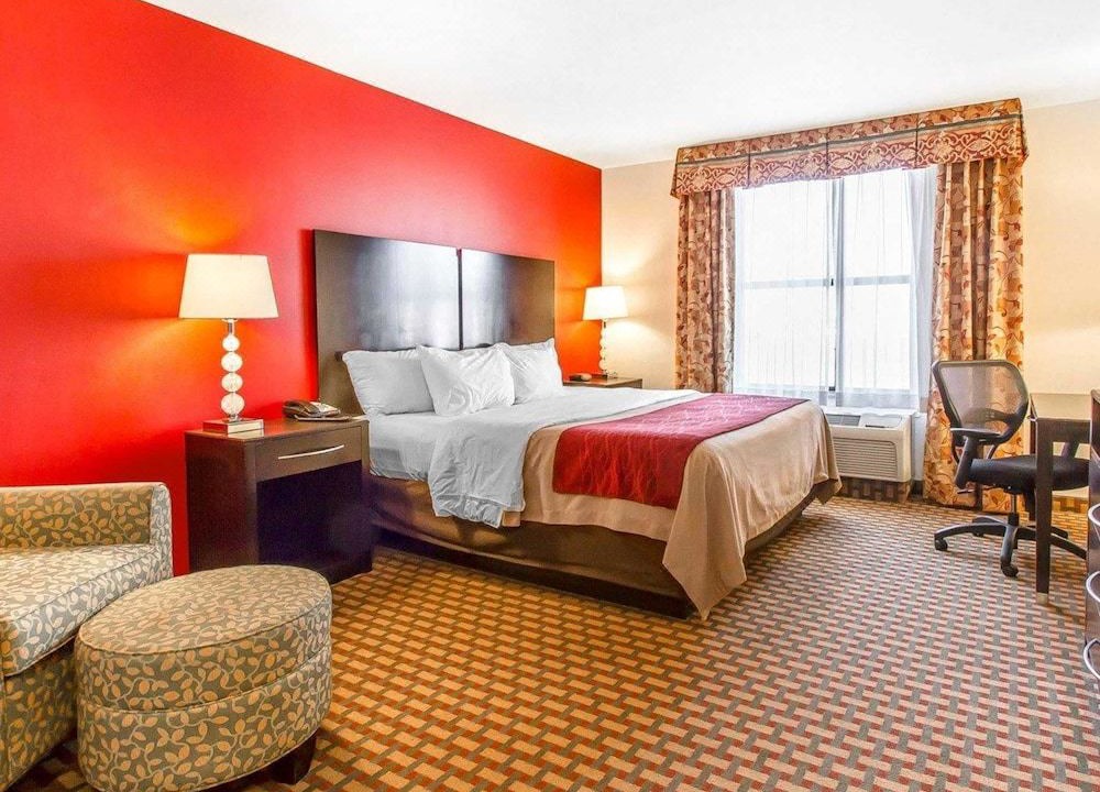 Photo of Livingroom in Shawnee