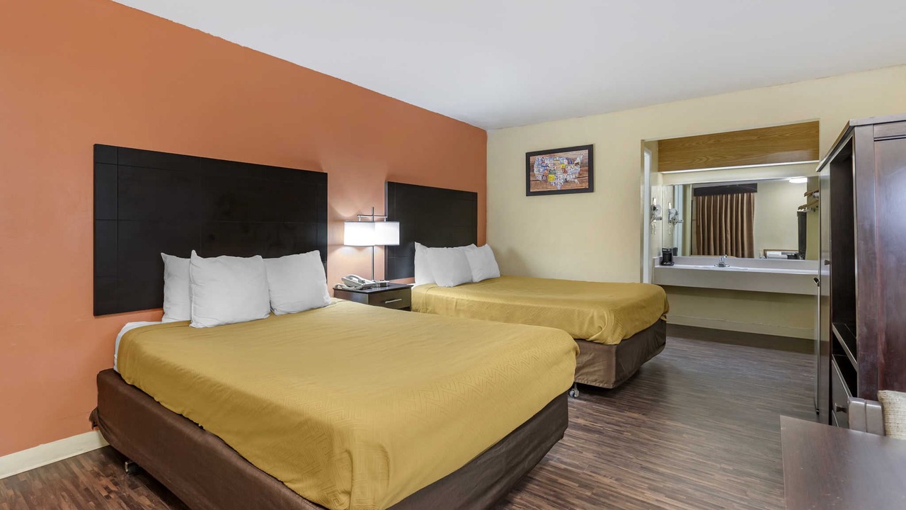 Photo of Bedroom in Urbandale