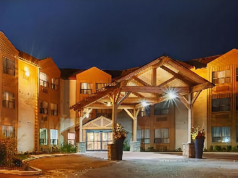 Photo of Buildings in Welland